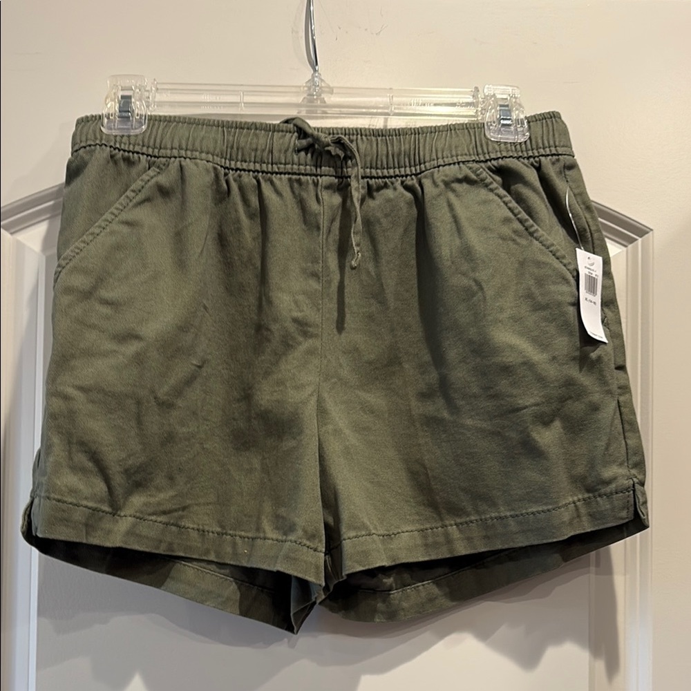 Girls’ Olive Green Cargo Shorts with Elastic Waistband